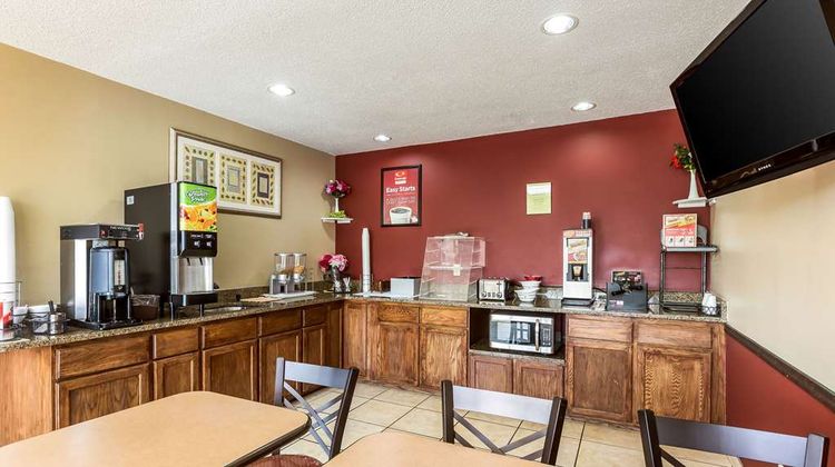 Econo Lodge Inn & Suites Restaurant