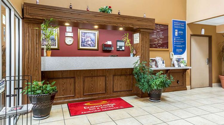Econo Lodge Inn & Suites Lobby