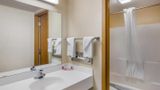 Econo Lodge Inn & Suites Oconto Suite