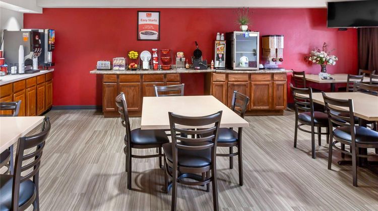 Econo Lodge Inn & Suites Oconto Restaurant