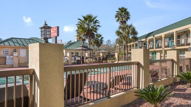 <b>Econo Lodge Inn & Suites Hardeeville Exterior</b>. Images powered by <a href="https://iceportal.shijigroup.com/" title="IcePortal" target="_blank">IcePortal</a>.