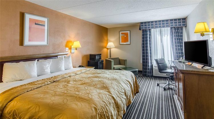 Econo Lodge Inn & Suites Norton Room
