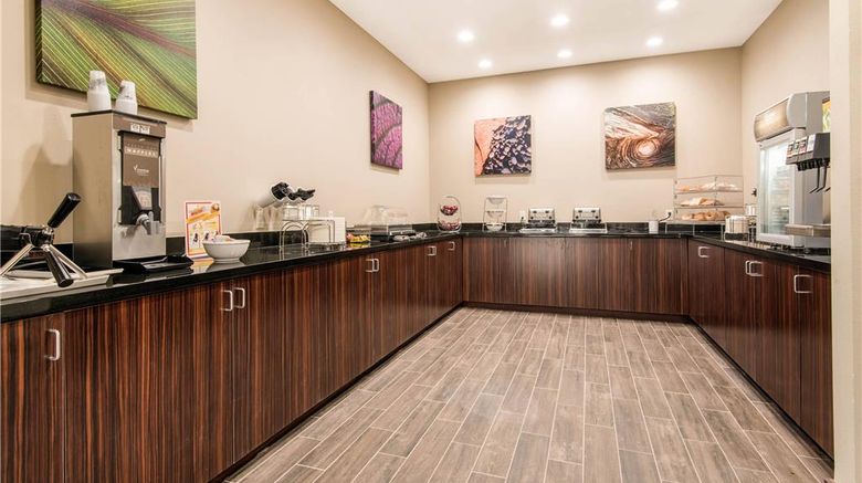 <b>MainStay Suites Moab Restaurant</b>. Images powered by <a href="https://iceportal.shijigroup.com/" title="IcePortal" target="_blank">IcePortal</a>.