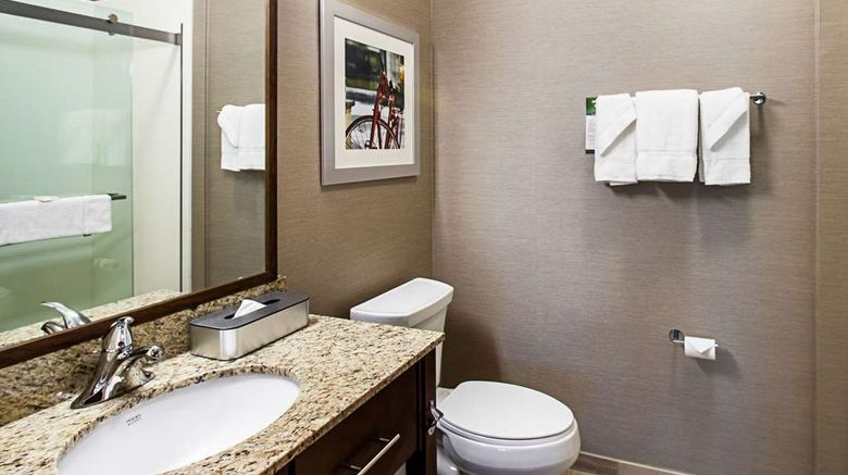 <b>MainStay Suites Madison Room</b>. Images powered by <a href="https://iceportal.shijigroup.com/" title="IcePortal" target="_blank">IcePortal</a>.
