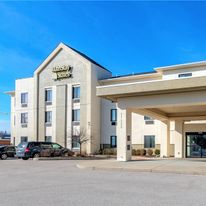 MainStay Suites St Louis - Airport