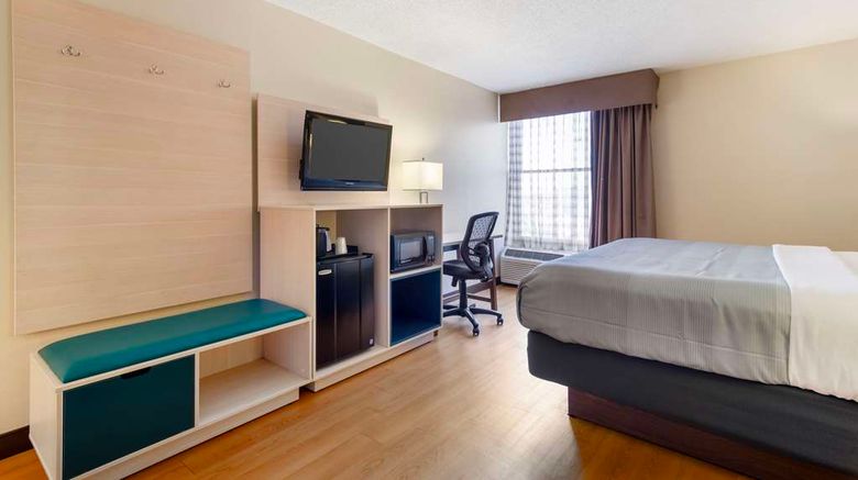 <b>Quality Inn near West Point Lake Room</b>. Images powered by <a href="https://iceportal.shijigroup.com/" title="IcePortal" target="_blank">IcePortal</a>.