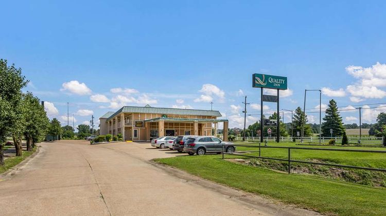 Quality Inn Forrest City Exterior