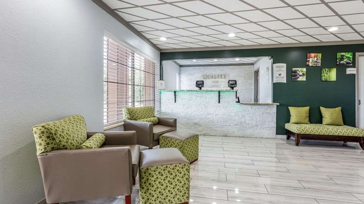 Quality Inn Forrest City Lobby