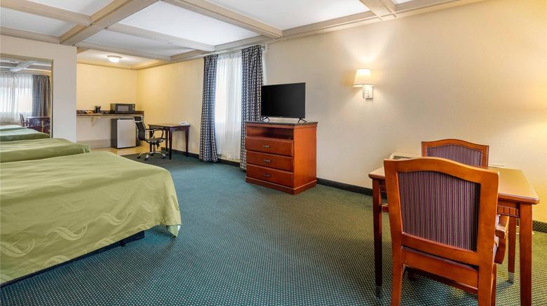 <b>Quality Inn Lomita Room</b>. Images powered by <a href="https://iceportal.shijigroup.com/" title="IcePortal" target="_blank">IcePortal</a>.