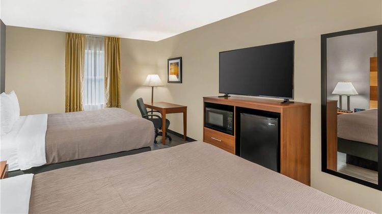 Quality Inn Loganville Room
