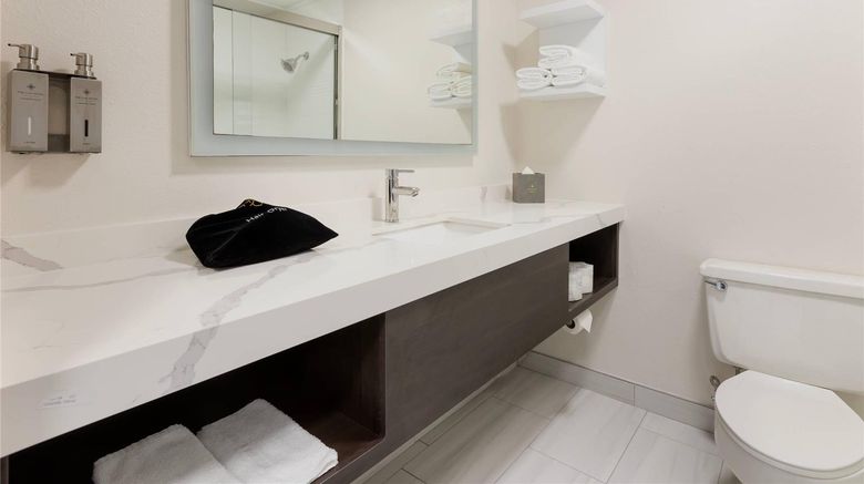 <b>The Lux Hotel & Conference Ctr, Ascend Room</b>. Images powered by <a href="https://iceportal.shijigroup.com/" title="IcePortal" target="_blank">IcePortal</a>.