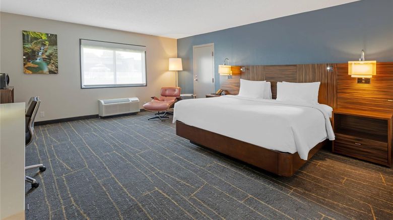 <b>The Lux Hotel & Conference Ctr, Ascend Room</b>. Images powered by <a href="https://iceportal.shijigroup.com/" title="IcePortal" target="_blank">IcePortal</a>.