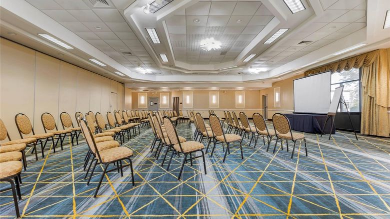 <b>The Lux Hotel & Conference Ctr, Ascend Meeting</b>. Images powered by <a href="https://iceportal.shijigroup.com/" title="IcePortal" target="_blank">IcePortal</a>.
