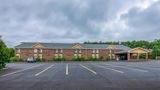 <b>Quality Inn Tully Inn Exterior</b>. Images powered by <a href="https://iceportal.shijigroup.com/" title="IcePortal" target="_blank">IcePortal</a>.