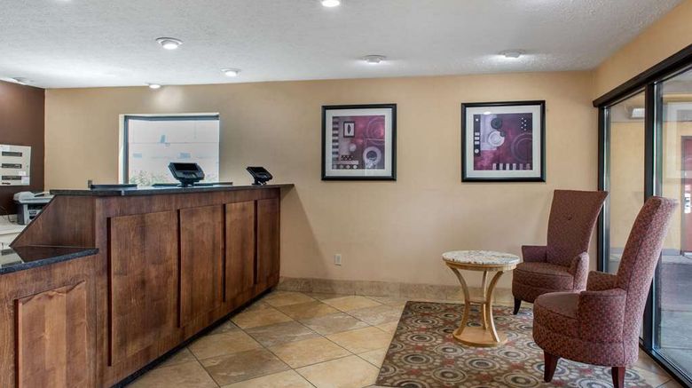 <b>Quality Inn East Columbus Area Lobby</b>. Images powered by <a href="https://iceportal.shijigroup.com/" title="IcePortal" target="_blank">IcePortal</a>.