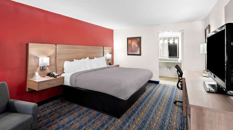 <b>Quality Inn Luray Room</b>. Images powered by <a href="https://iceportal.shijigroup.com/" title="IcePortal" target="_blank">IcePortal</a>.
