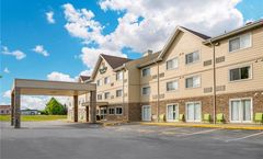 Quality Inn & Suites Bathurst