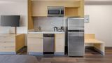 Quality Inn and Suites Oakville Suite