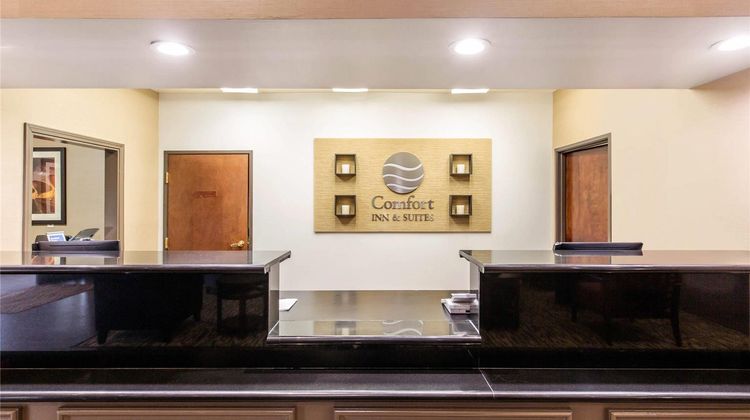 Comfort Inn/Stes IAH Bush Airport-East Lobby