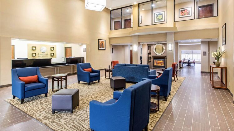 Comfort Inn/Stes IAH Bush Airport-East Lobby