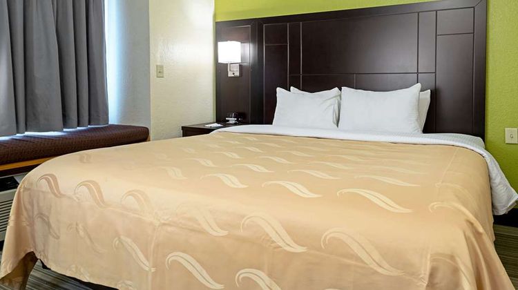 Quality Inn & Suites Robbinsville Room