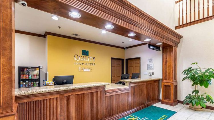 Quality Inn & Suites Lampasas Lobby