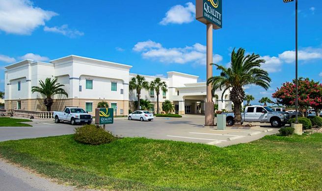 Quality Inn & Suites Robstown Exterior
