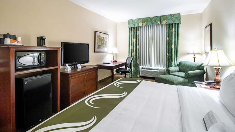 <b>Quality Inn & Suites Robstown Room</b>. Images powered by <a href="https://iceportal.shijigroup.com/" title="IcePortal" target="_blank">IcePortal</a>.