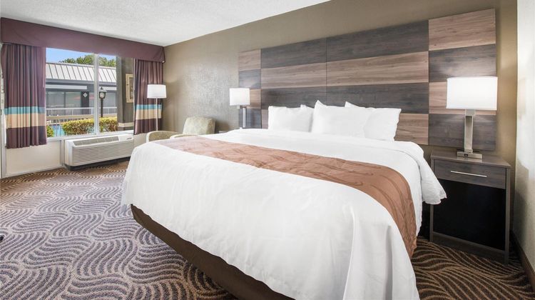 Quality Inn Concord Room
