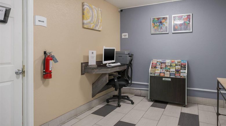 <b>Quality Inn Concord Other</b>. Images powered by <a href="https://iceportal.shijigroup.com/" title="IcePortal" target="_blank">IcePortal</a>.