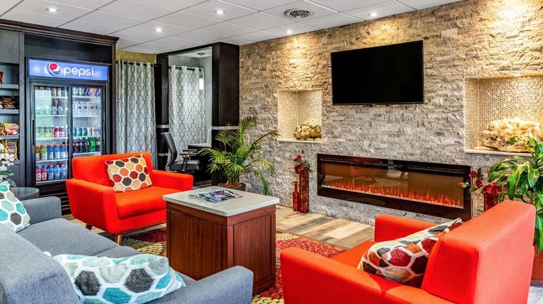 <b>Quality Inn East Stroudsburg Poconos Lobby</b>. Images powered by <a href="https://iceportal.shijigroup.com/" title="IcePortal" target="_blank">IcePortal</a>.