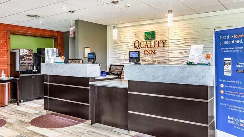 <b>Quality Inn East Stroudsburg Poconos Lobby</b>. Images powered by <a href="https://iceportal.shijigroup.com/" title="IcePortal" target="_blank">IcePortal</a>.