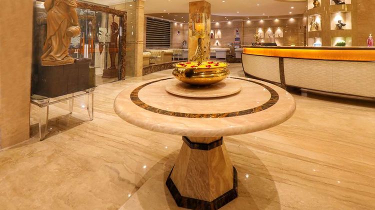 Quality Inn Sabari Lobby