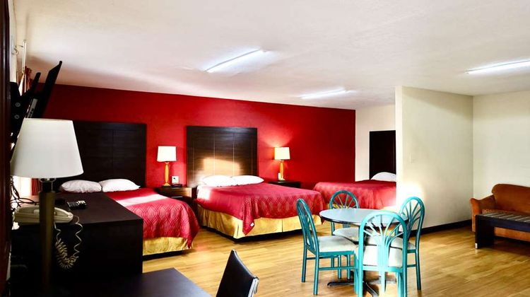 Rodeway Inn Pauls Valley Suite