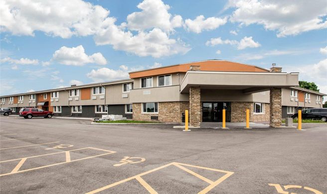 Quality Inn Madison Exterior