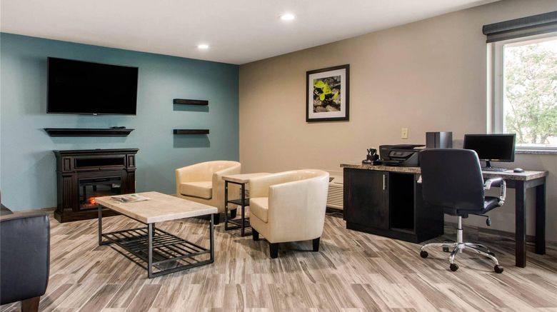 <b>Quality Inn Madison Other</b>. Images powered by <a href="https://iceportal.shijigroup.com/" title="IcePortal" target="_blank">IcePortal</a>.