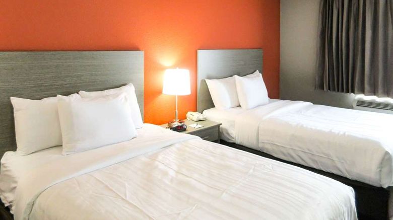 <b>Quality Inn & Suites Hammond Room</b>. Images powered by <a href="https://iceportal.shijigroup.com/" title="IcePortal" target="_blank">IcePortal</a>.