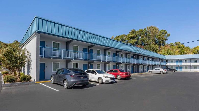 <b>Rodeway Inn Union Exterior</b>. Images powered by <a href="https://iceportal.shijigroup.com/" title="IcePortal" target="_blank">IcePortal</a>.