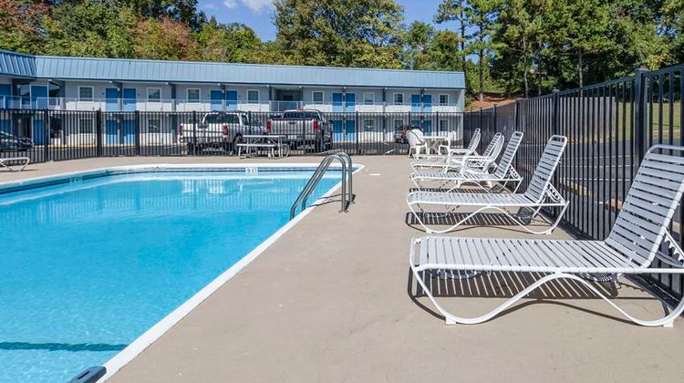 Rodeway Inn Union Pool