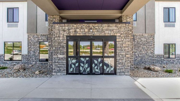 Sleep Inn & Suites Ankeny Exterior