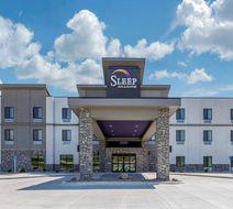 Sleep Inn & Suites Ankeny Exterior