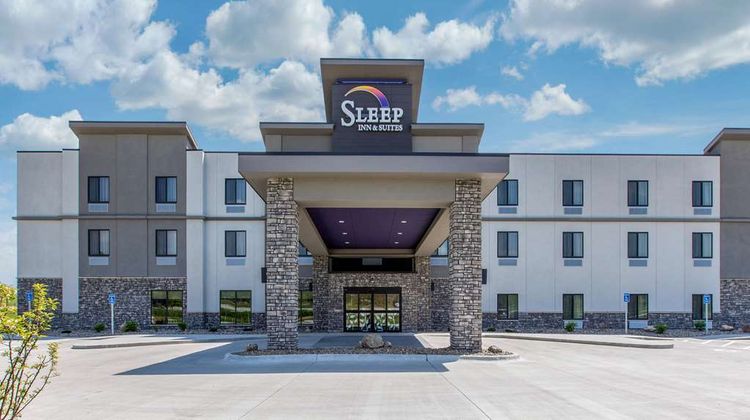 Sleep Inn & Suites Ankeny Exterior
