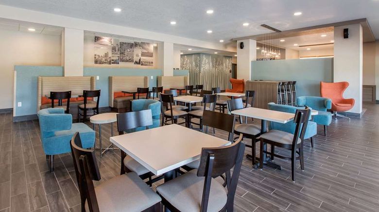 <b>Sleep Inn & Suites Ankeny Restaurant</b>. Images powered by <a href="https://iceportal.shijigroup.com/" title="IcePortal" target="_blank">IcePortal</a>.
