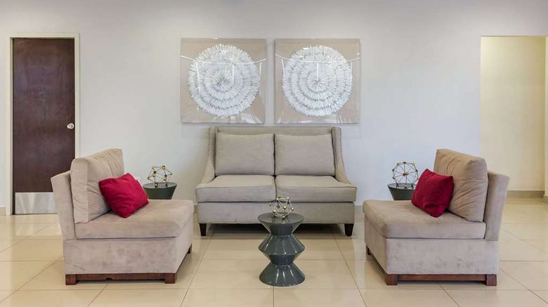 <b>Sleep Inn Tijuana Lobby</b>. Images powered by <a href="https://iceportal.shijigroup.com/" title="IcePortal" target="_blank">IcePortal</a>.