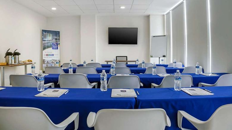 <b>Sleep Inn Tijuana Meeting</b>. Images powered by <a href="https://iceportal.shijigroup.com/" title="IcePortal" target="_blank">IcePortal</a>.