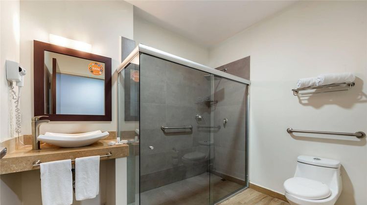 Sleep Inn Tijuana Room