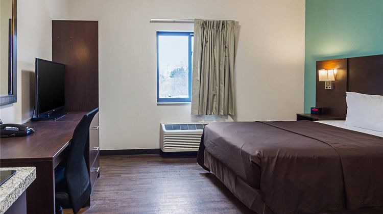 Suburban Studios Room