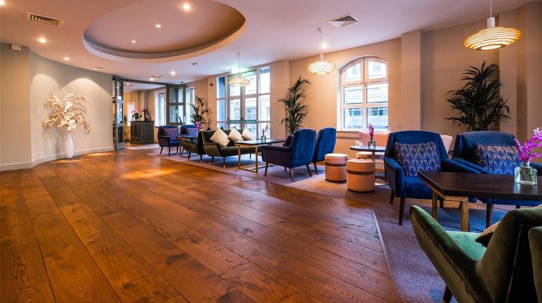 <b>The House Hotel, an Ascend Hotel Lobby</b>. Images powered by <a href="https://iceportal.shijigroup.com/" title="IcePortal" target="_blank">IcePortal</a>.