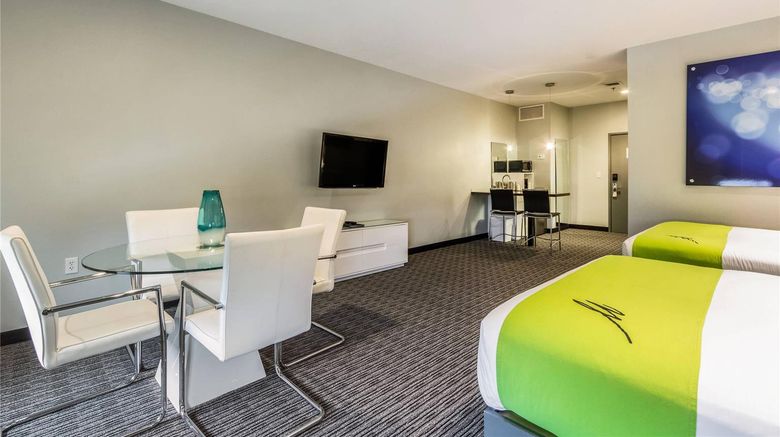 <b>Wallhouse Hotel, an Ascend Hotel Room</b>. Images powered by <a href="https://iceportal.shijigroup.com/" title="IcePortal" target="_blank">IcePortal</a>.