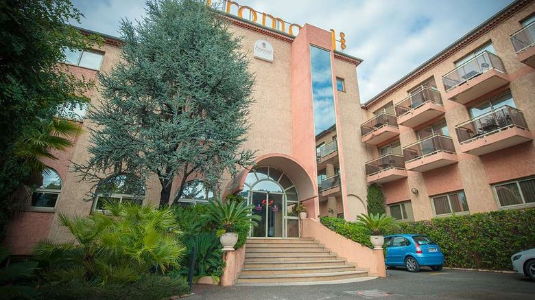 <b>Promotel Hotel Exterior</b>. Images powered by <a href="https://iceportal.shijigroup.com/" title="IcePortal" target="_blank">IcePortal</a>.